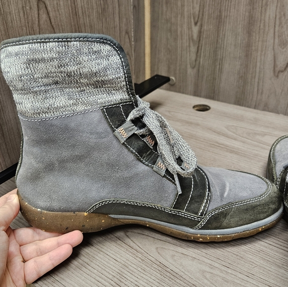Chaco Barbary Castle Rock Chukka Boots Leather Women's Size 11 Gray Olive Green - Picture 8 of 13